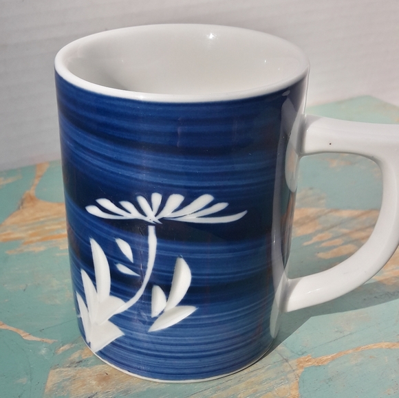 Teacup Blue 3 dimensional Design Flower Tree or mushroom Japan - Picture 9 of 9